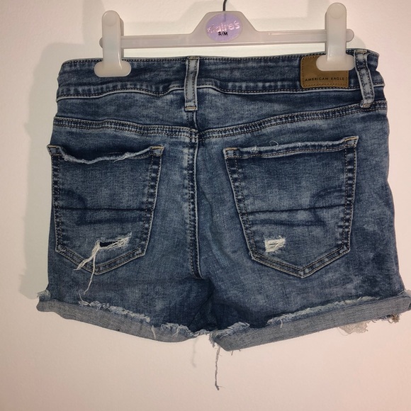 AE next level stretch midi sunny denim shorts. - Picture 2 of 4